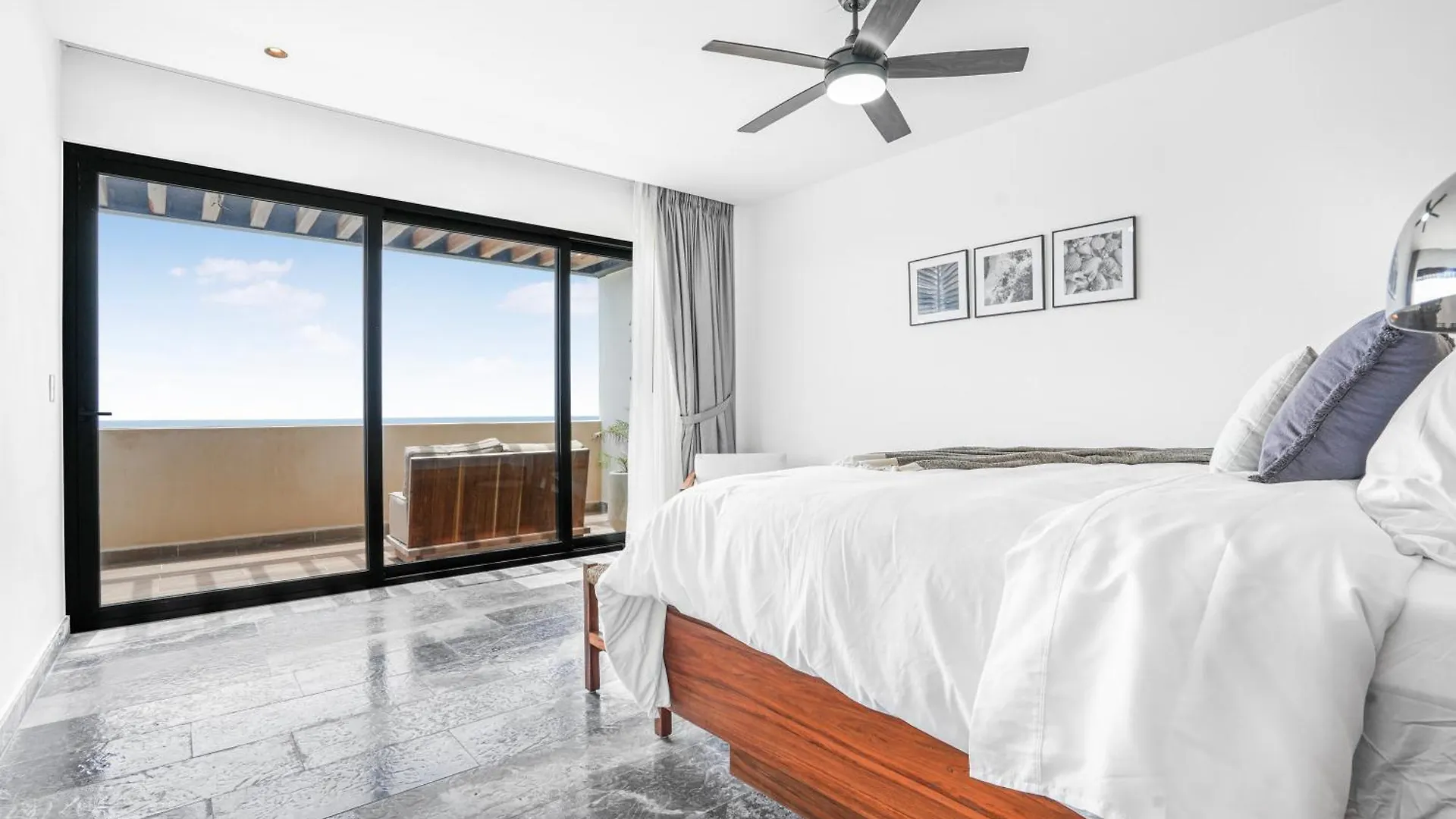 Beachfront Luxury Villa With Pool With Private Cooker & Staff Puerto Morelos